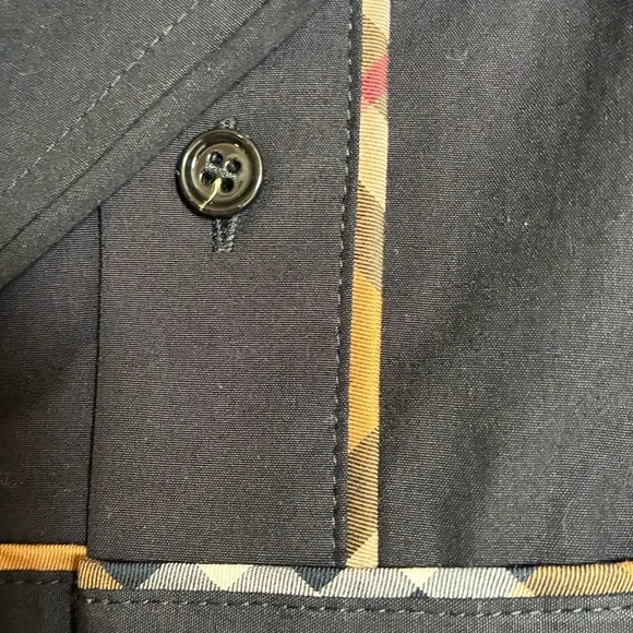 NWT - Burberry Blouse with Patterned Check - Picture 7 of 12